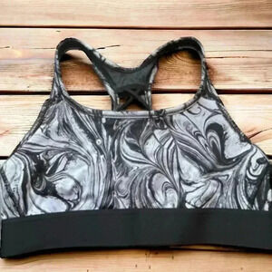 Victoria Secret Player Unlined Strappy Racerback Sports Bra Size Large.